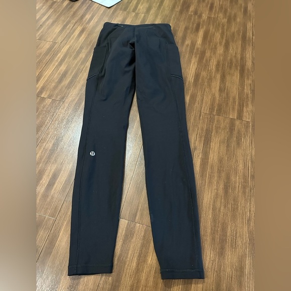Lululemon Fast & Free 7/8 Tight II *Non-Reflective Nulux 25"
Black
W5BXQS
Size 4 - Picture 4 of 8